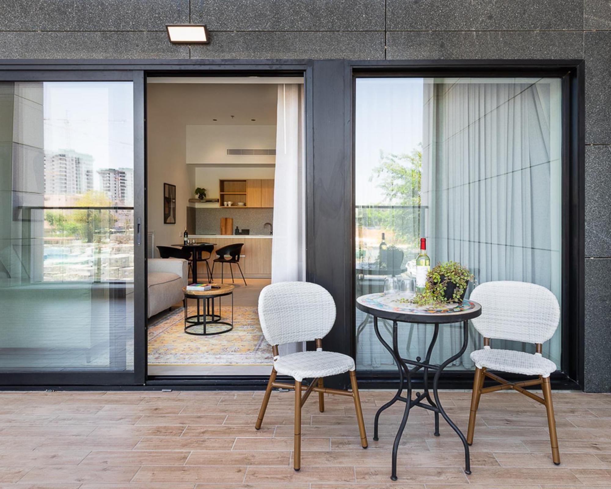 Tayo Studios & Apartments Bat Yam Eksteriør billede